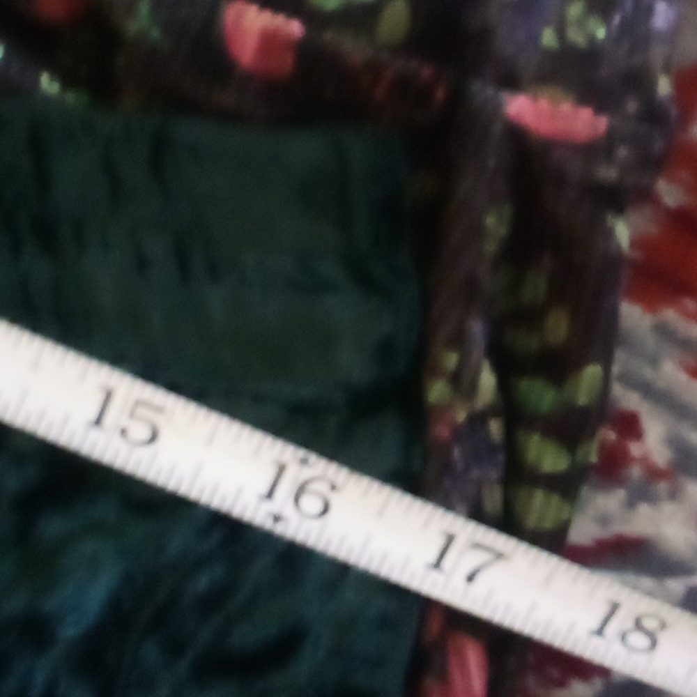 Romantic Gypsy Boho Floral Bell Sleeve Top & Green Velvet Skirt - Picture 7 of 13